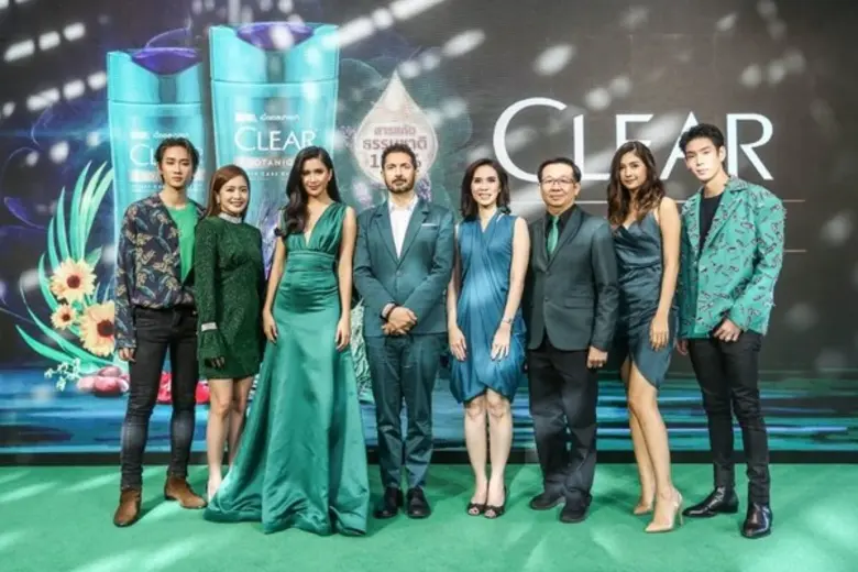 ที่ผ่านมา CLEAR แบรนด์แชมพูขจัดรังแคอันดั...