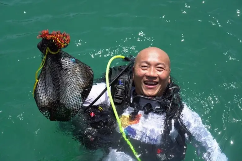 นายธีรพงศ์ จันศิริ ประธานเจ้าหน้าที่บริหา...