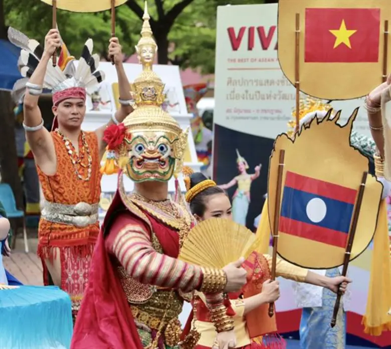 ไทยจับมือกลุ่มประเทศสมาชิกอาเซียนนำสุดยอดศิลปะการแสดงอาเซียนสัญจรทวีปยุโรป เผยแพร่วัฒนธรรมอาเซียนสู่ประชาคมโลก
