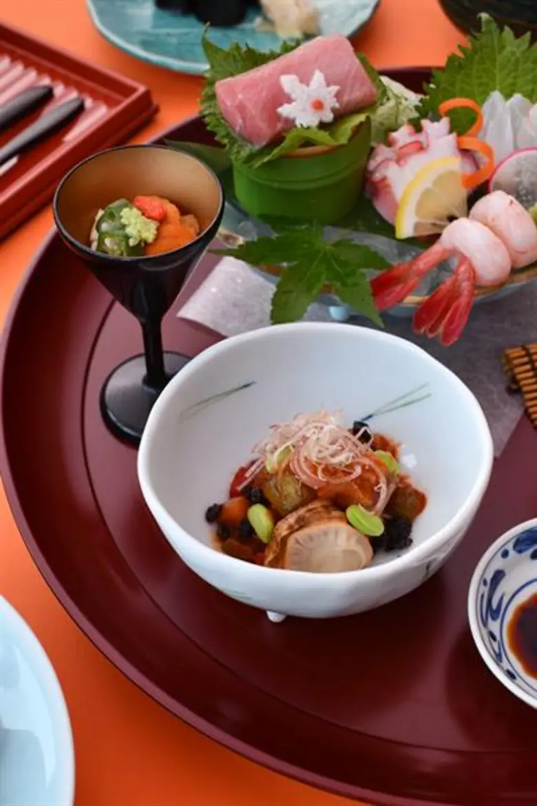 เมนูพิเศษช่วงฤดูร้อนของประเทศญี่ปุ่น ที่ห้องอาหารยามาซาโตะกับ