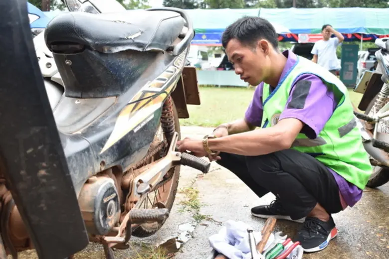 สนพ.อำนาจเจริญ ออกหน่วยเคลื่อนที่ บริการประชาชน ลดรายจ่ายในครัวเรือน