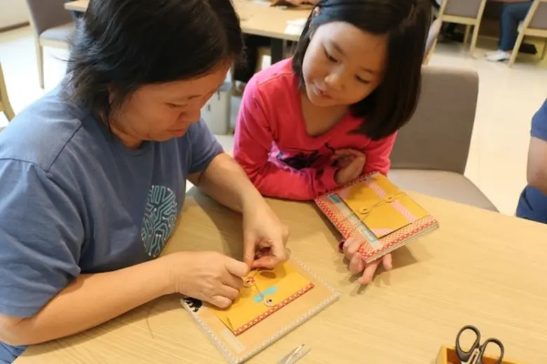 ซัมเมอร์เซ็ท ฮาร์เบอร์วิว ศรีราชา เชิญลูกค้าองค์กร สมาชิก “THE LINK CLUB” ร่วมทำกิจกรรมสุดประทับใจไปกับ The Art of Bookbinding เวิร์คช็อป