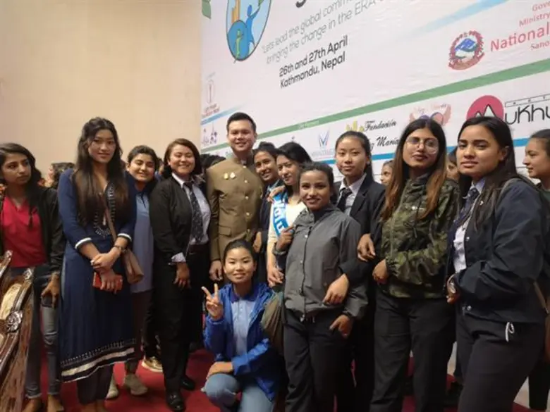 สุดยอดคนไทยหนึ่งเดียวกับการคว้ารางวัล“ผู้นำโลกรุ่นใหม่ สาขาสันติภาพ” บนเวทีการประชุมระดับโลกคือ..ว่าที่ร้อยเอกณัฏฐกิตติ์ ชัยเฉลิมมงคล