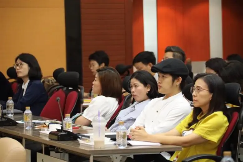 ปลัดวธ. เชิญชวนผู้สนใจผลิตสื่อดีผ่านกองทุนพัฒนาสื่อปลอดภัยและสร้างสรรค์