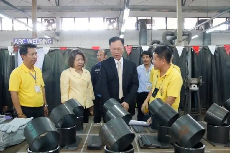 ก.แรงงาน ลุย! ชลบุรี ชมแข่งขันฝีมือแรงงาน เฟ้นหาเยาวชนสู่เวทีสากล