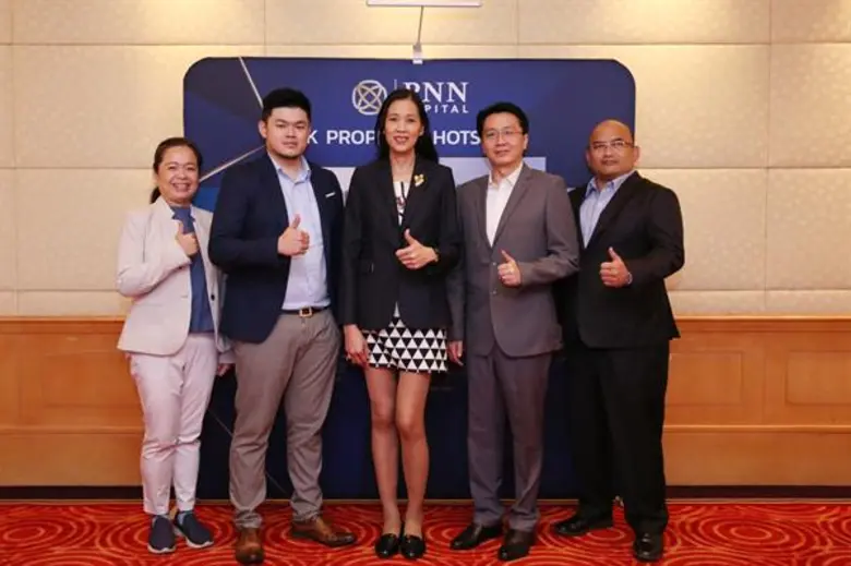 นางสาวดาว ไวรักษ์สัตว์ ผู้อำนวยการประจำสห...