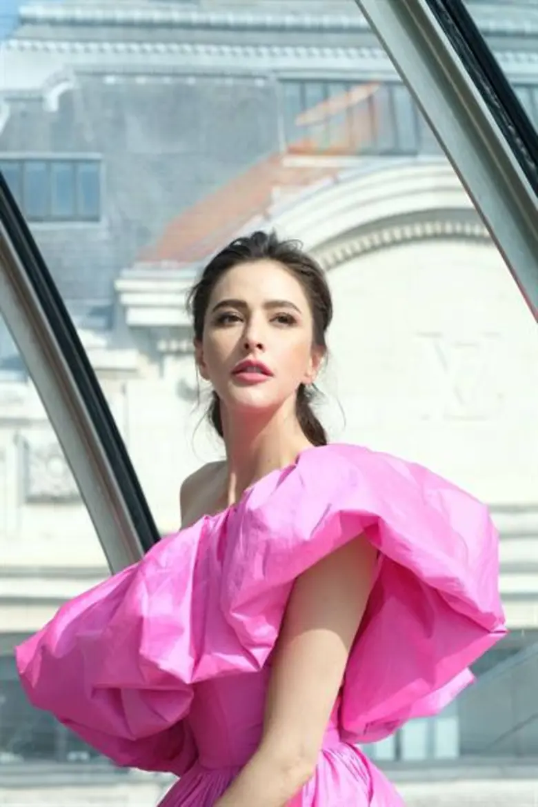 ทริปสมานฉันท์ส่งตรงจากปารีส “ป้อม วินิจ” เสกลุคสวยปังให้ “ริต้า” ลบดราม่าเกาเหลา