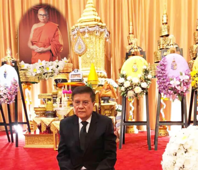 ม.ศรีปทุม น้อมกราบถวายความอาลัยแด่สมเด็จพระพุทธชินวงศ์