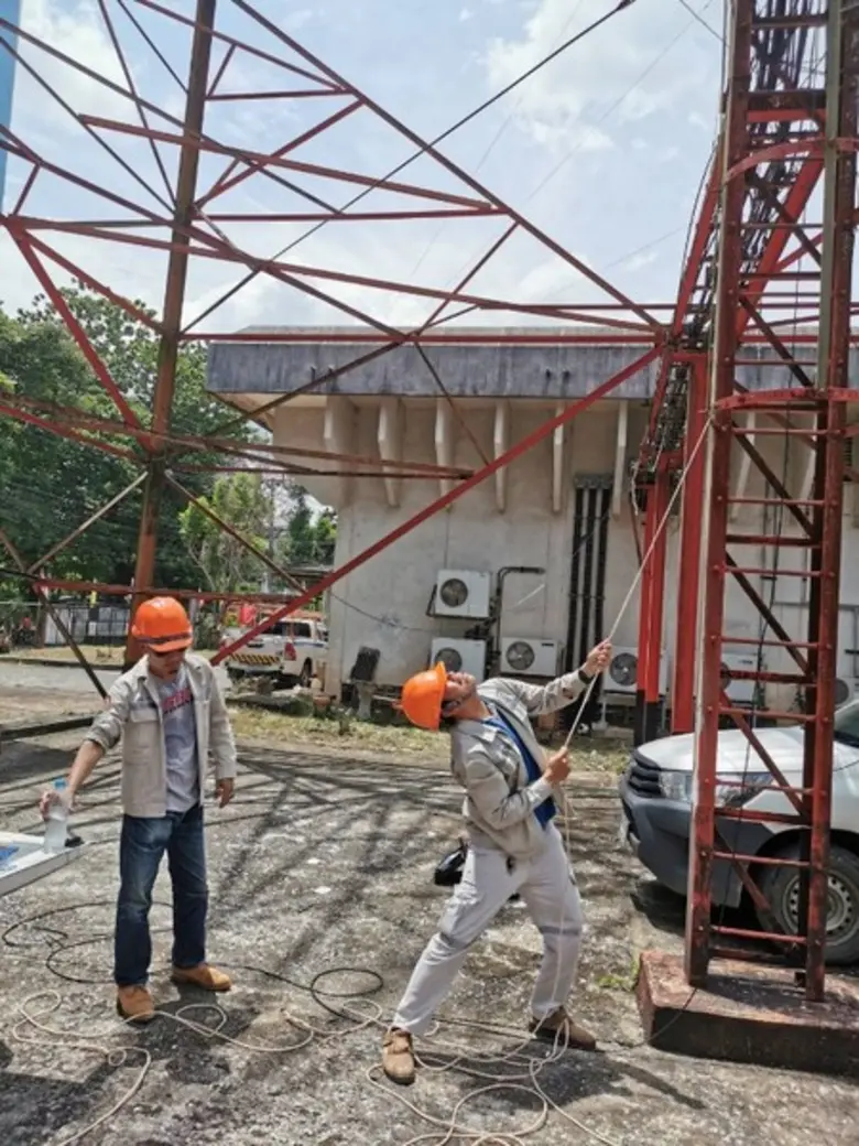 ทีโอที สนับสนุนโครงข่ายสื่อสัญญาณอินเทอร์เน็ตไลฟ์สด เกาะติดมาเรียม พะยูนน้อย ตลอด24ชม. ที่ เกาะลิบง@ตรัง