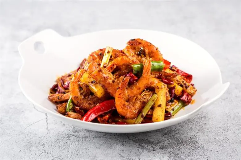 ลิ้มลองเมนูอาหารเสฉวนรสชาติเผ็ดร้อนจัดจ้านรังสรรค์โดยเชฟรับเชิญพิเศษ “บอริส หยาง” บินตรงจาก โรงแรมแชงกรี-ลา เฉิงตูณ  โรงแรมแชงกรี-ลา กรุงเทพฯ