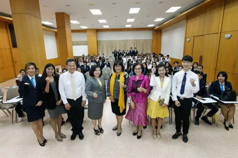 คณะบริหารธุรกิจ มหาวิทยาลัยศรีปทุม วิทยาเขตชลบุรี จ...