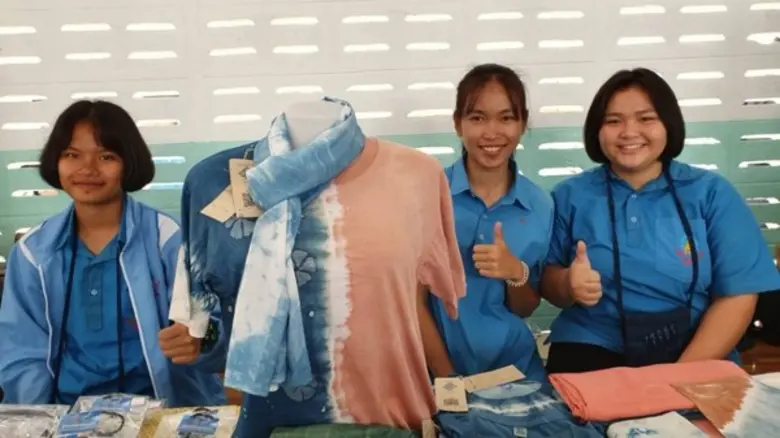 ที่หอประชุมโรงเรียนราชประชานุเคราะห์ ต.นา...