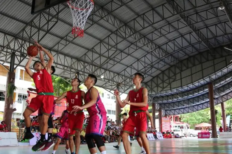 การแข่งขันบาสเกตบอลนักเรียนชิงชนะเลิศระดั...