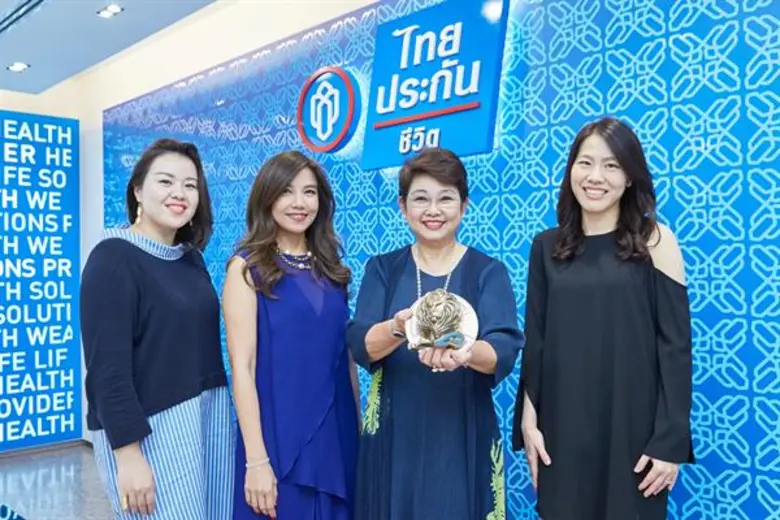 นางดวงเดือน คงคาสวัสดิ์ ผู้ช่วยกรรมการผู้...