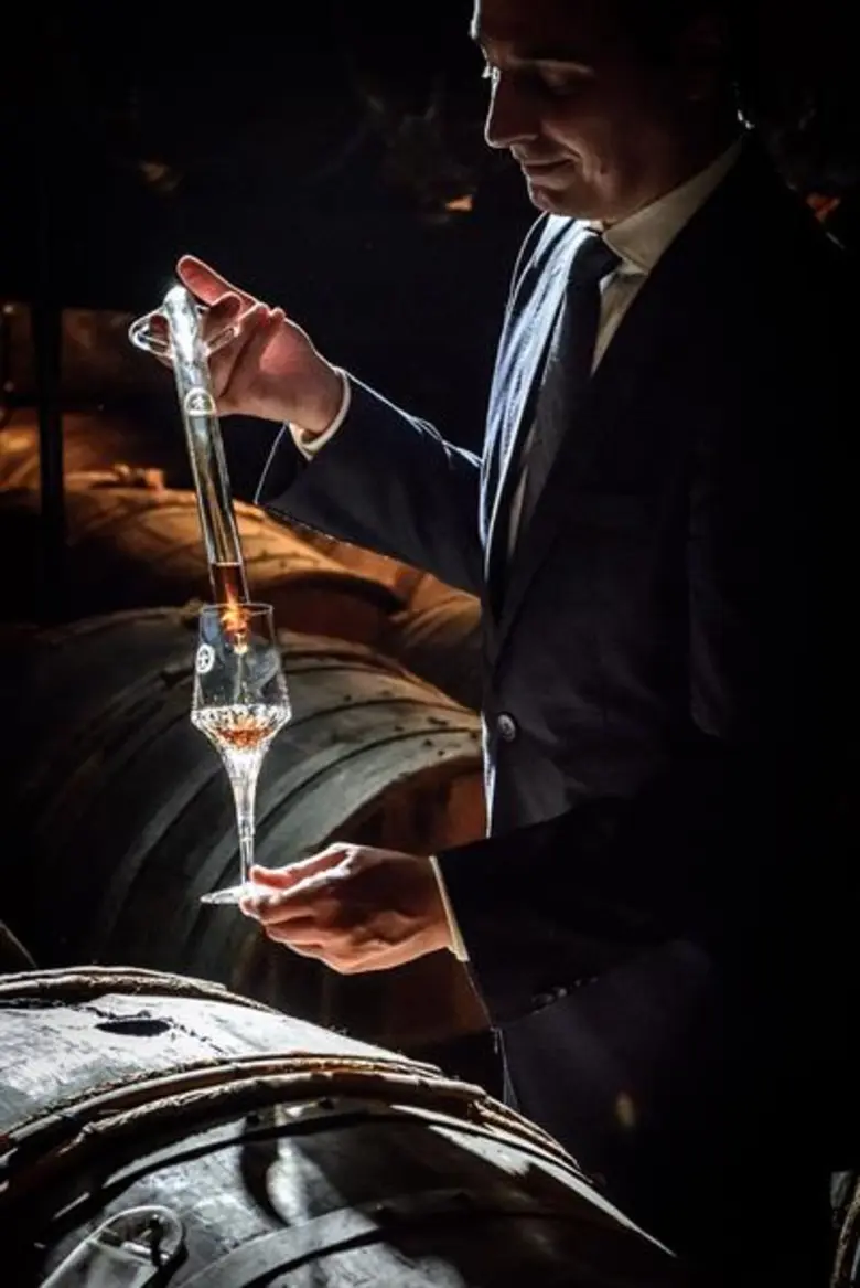 เซลลาร์มาสเตอร์ แห่ง เรมี่ มาร์ติน เยือนไทยครั้งแรก พร้อมเผยเคล็ดลับในการรังสรรค์สุดยอดคอนยัคระดับโลก