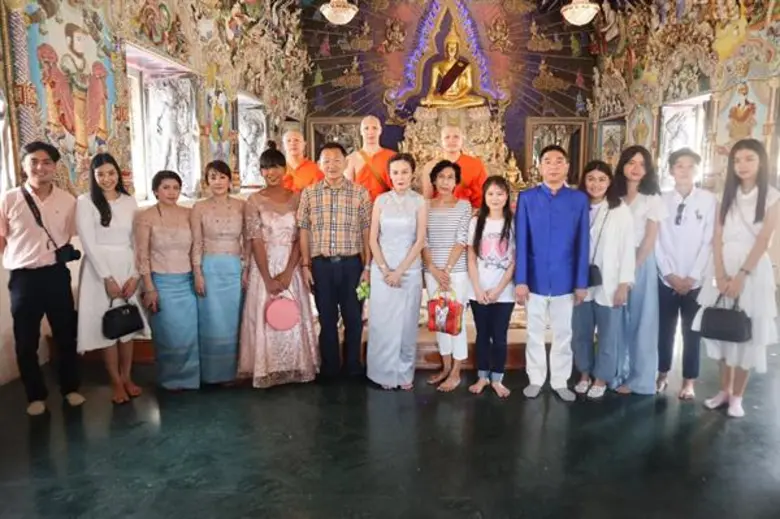 “ไวท์” ภูมิใจ บวชทดแทนพระคุณพ่อแม่ ได้ฉายา “สุธมฺโม”