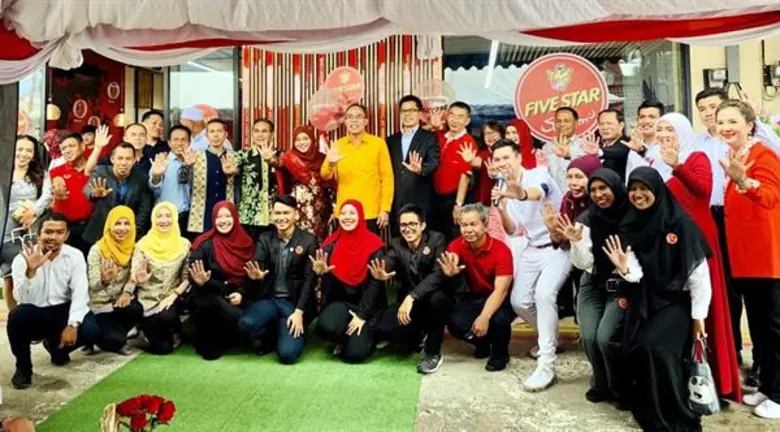 นายวรเชษ พรมโอภาส รองผู้ว่าราชการจังหวัดย...