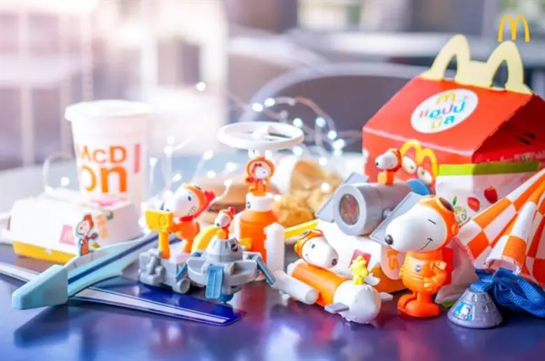 แมคโดนัลด์ขอชวนน้องๆ ตะลุยจักรวาล สำรวจอว...