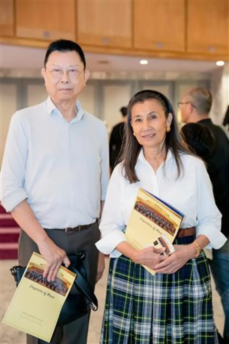 สกู๊ปข่าวการแสดงคอนเสริ์ตเฉลิมพระเกียรติ ร. 10 โดยศิลปินเดี่ยวนักเปียโนชาวอิตาเลี่ยนชื่อดัง อิเรเน รุสโซ (Irene Russo)บรรเลงเดี่ยวร่วมกับวงรอยัลแบงค์คอกซิมโฟนีออร์เคสตร้า (RBSO)