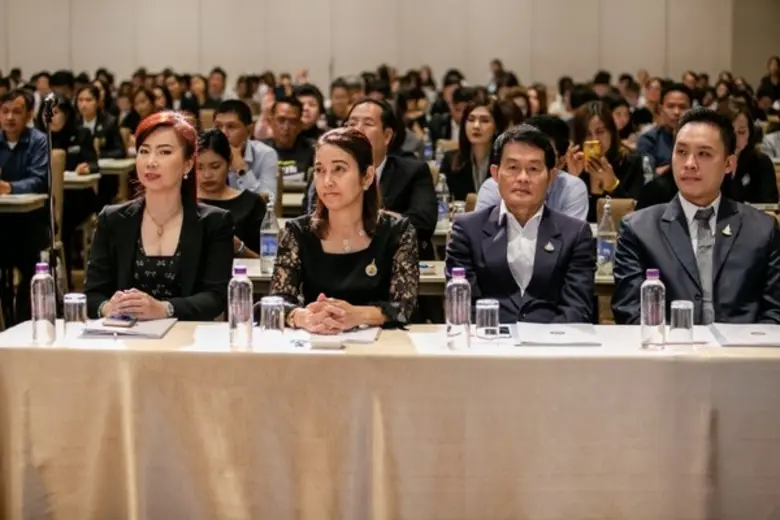 สถาบันคุณวุฒิวิชาชีพ (องค์การมหาชน) ผนึกกำลังลงนามความร่วมมือสำนักงานคณะกรรมการส่งเสริมการศึกษาเอกชน (สช.) ผลักดันบุคลากรในภาคการศึกษาเอกชนก้าวไกล สามารถแข่งขันในตลาดโลก