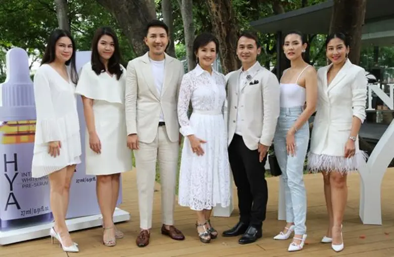 พญ.นลินี ไพบูลย์ ประธานกรรมการ บริษัท กิฟ...