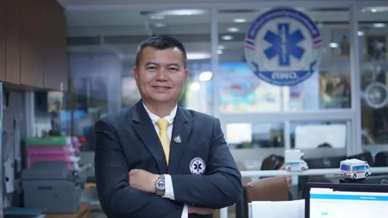 สพฉ.จัดทำโครงการเฉลิมพระเกียรติในหลวงรัชกาลที่ 10 เน้นย้ำให้คนไทยมีสุขภาพดี จัดโครงการสอนประชาชนให้ตระหนักรู้เรื่องการแพทย์ฉุกเฉิน