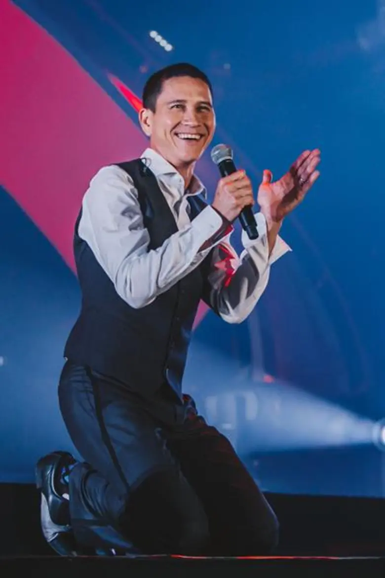 อลังการงานมิวสิคสมรสหมู่ครั้งประวัติศาสตร์ “The Lyrics Of Love : Greatest Hits Of Dee Boyd”