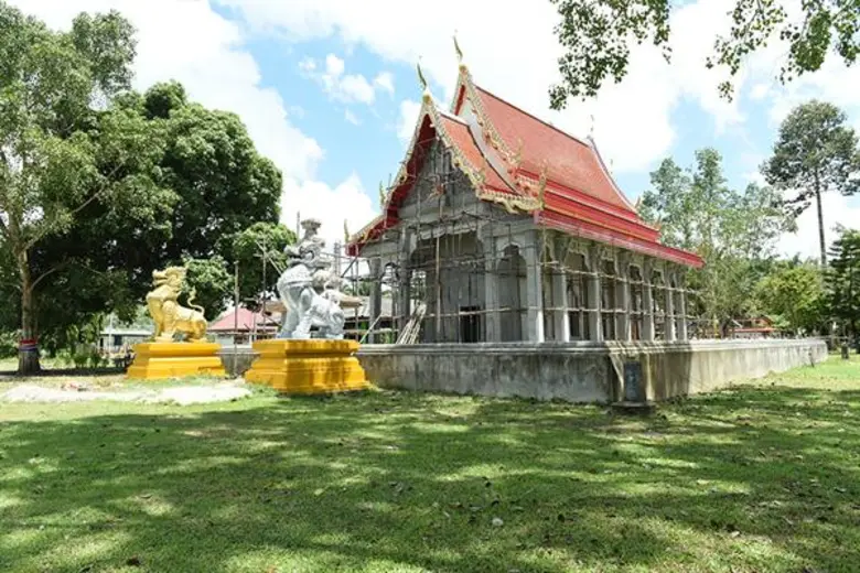 ม.อ.ตรัง ร่วมกับ อบต.ควนปริง เป็นเจ้าภาพถวายเทียนพรรษา ประจำปี 2562