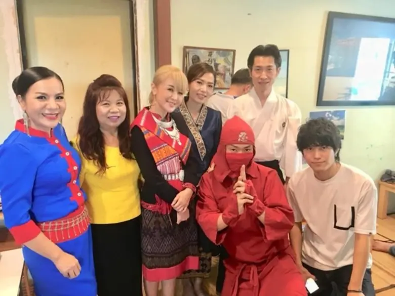 ศิลปินลูกทุ่งตบเท้าร่วมคอนเสิร์ตการกุศลให้เด็กๆ ภาคอีสาน