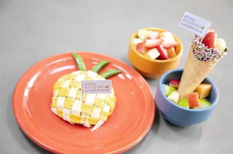 ครอบครัวคนดังร่วมผนึกกำลังเป็นฮีโร่ให้ลูกเปลี่ยน สร้างพฤติกรรมให้ลูกรักกินผักด้วย 5 กระบวนท่าแสนสนุกจากเนสท์เล่