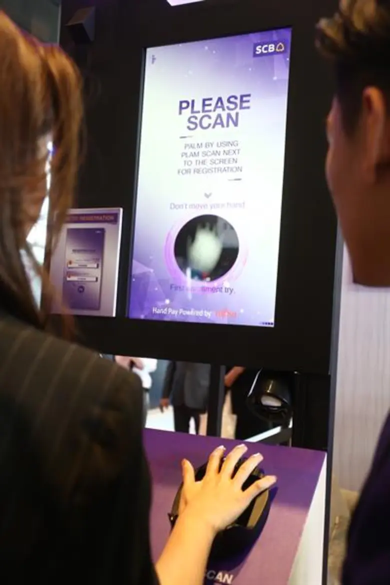 สัมผัสประสบการณ์ช็อปปิ้งผ่านการจ่ายเงินด้วยฝ่ามือ ไทยพาณิชย์ ยุค 4G ตอบโจทย์ดิจิทัลไลฟ์ ใช้เทคโนโลยี Palm Vein