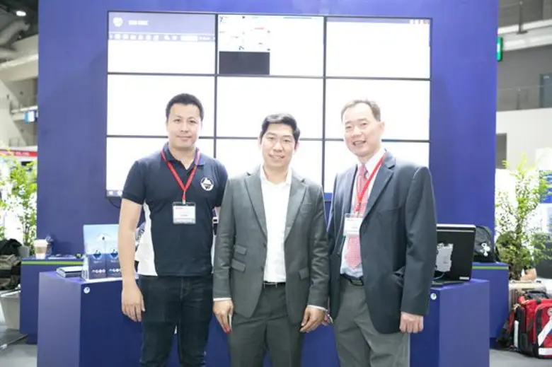 ทีมแพทย์ฉุกเฉินโรงพยาบาลเชียงรายประชานุเค...