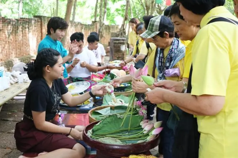 ซีพี ออลล์ จัดกิจกรรมยกวัดฯ สัญจร วันอาสาฬหบูชา จ.ราชบุรี