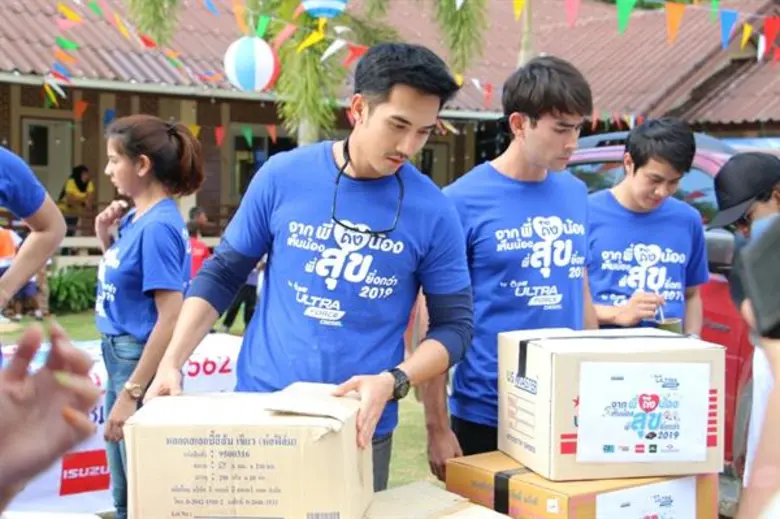 อ๋อม - อรรคพันธ์ โชว์ความแกร่ง ร่วมนำขบวนคาราวาน กรุงเทพฯ – ระนอง พร้อมทดสอบสมรรถนะ PTT UltraForce Diesel