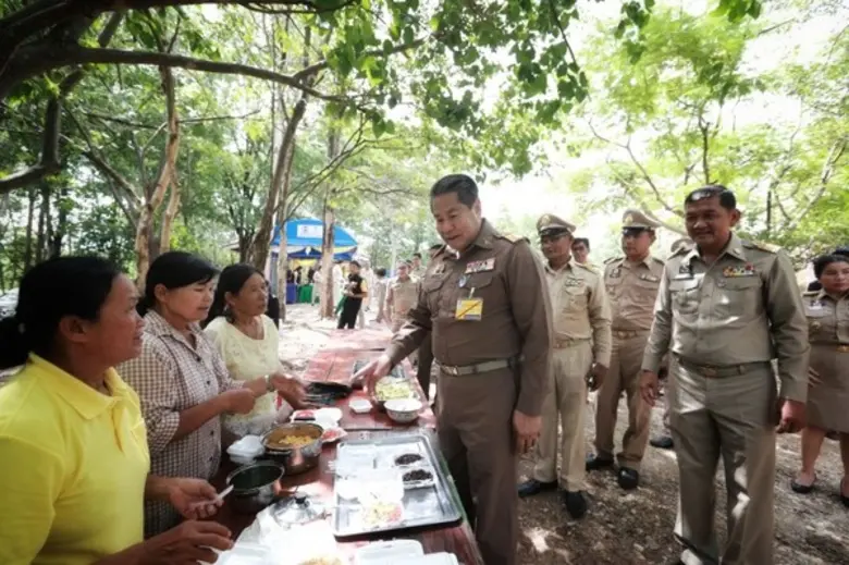 ความอุดมสมบูรณ์จากแหล่งน้ำอันเนื่องมาจากพระราชดำริ วันนี้ราษฎร ต.โป่งน้ำร้อน จ.กำแพงเพชร มีความมั่นคงในชีวิต