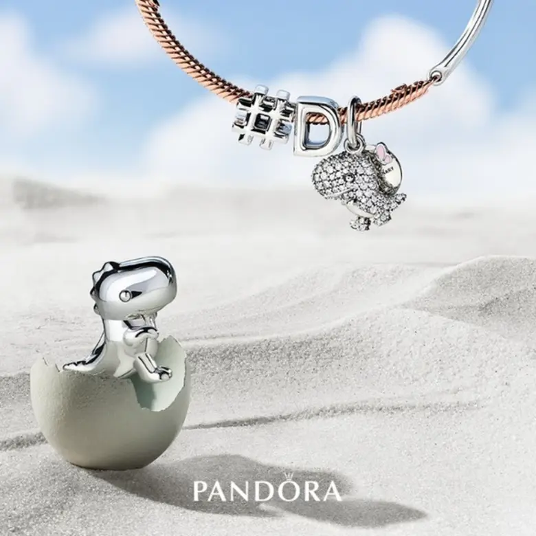 PANDORA Dino หรือชาร์ม น้องไดโนเสาร์ เพื่...