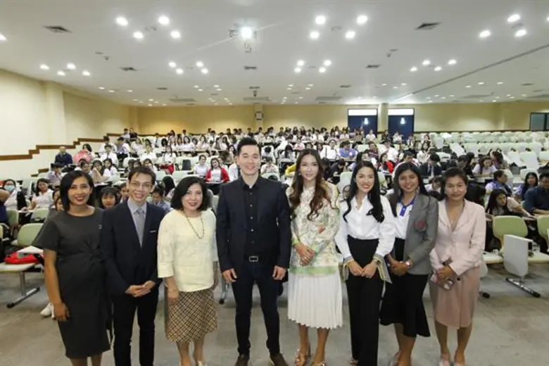 คณะบริหารธุรกิจ จัดโครงการเรียนรู้กับตัวจ...