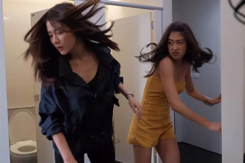 ขึ้นแท่นเป็นนักตบ เอ้ย!! นักแสดงมากความสา...