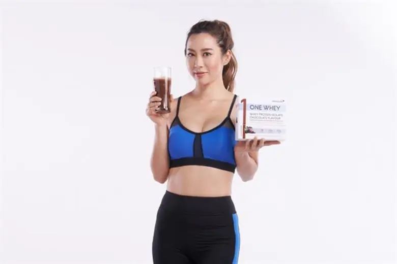 จ๋า-ณัฐฐาวีรุช ฟิตเปี๊ยะ เปิดตัวพรีเซ็นเตอร์วันเวย์ โดยอัลทิมา ไลฟ์