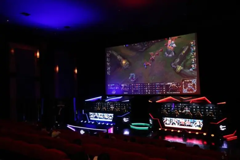 เมเจอร์ ซีนีเพล็กซ์ ผนึก เดลล์ เทคโนโลยีส์ จัดแข่งขัน “Dell Gaming Championship League of Legends Thailand 2019” ในโรงภาพยนตร์ Dell Gaming Esports แห่งแรกในโลก ทีมชนะเลิศรับเงินรางวัล 100,000 บาท