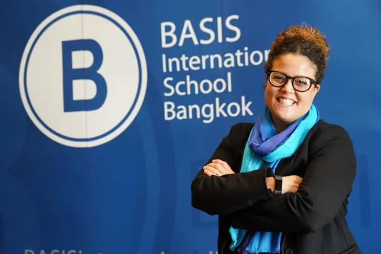 รร.นานาชาติเบซิส กรุงเทพฯ ชูแนวคิด “Locally rooted, globally connected” ส่งเสริมนักเรียนตระหนักถึงคุณค่าภาษาและวัฒนธรรมไทย พร้อมเชื่อมโยงทักษะความรู้ ต่อยอดสู่สากล