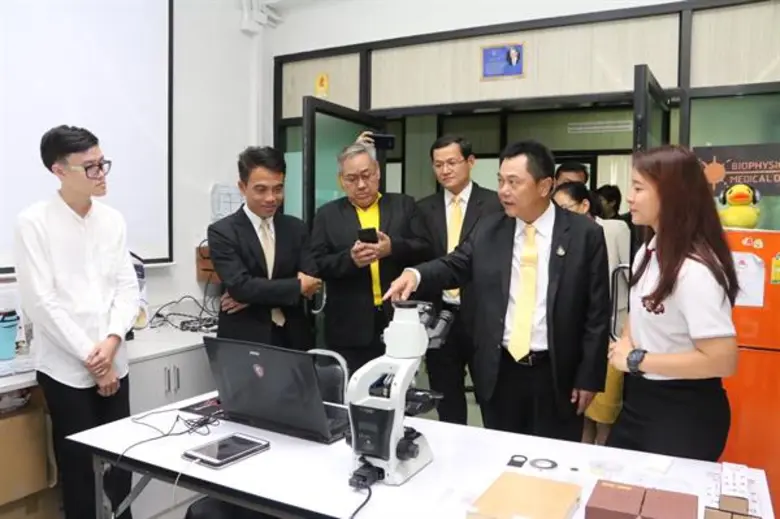 กสอ. จับมือ มหาวิทยาลัยรังสิต สร้างความร่วมมือทางวิชาการ ผลักดันอุตสาหกรรมการแพทย์และสุขภาพครบวงจร