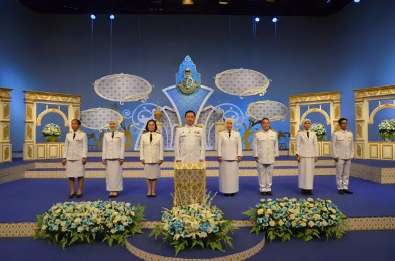 นายวุฒิชัย สุระรัตน์ชัย กรรมการและผู้จัดการ นำคณะผู...