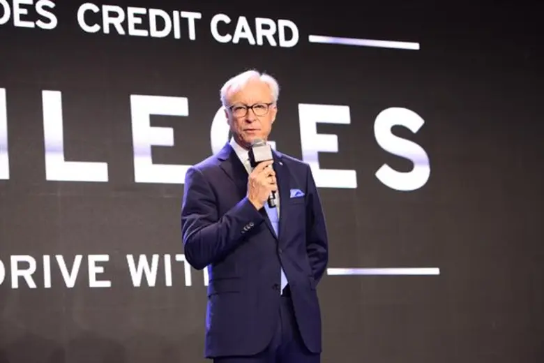 “ซิตี้แบงก์-เมอร์เซเดส-เบนซ์” เผยโฉมบัตรเครดิต Citi Mercedes เจาะพรีเมี่ยมเซกเมนต์ใหม่ ตอบโจทย์ทุกไลฟ์สไตล์ อัดฉีดสิทธิประโยชน์เหนือคู่แข่ง มั่นใจยอดบัตรโตตามเป้า เปิดตัว 3 Brand Endorsers “ปรางค์ อภินารา-อั๋น ภูวนาท-บุรินทร์ กรูฟไรเดอร์