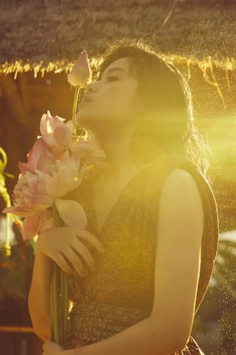 ททท.เปิดแคมเปญ “นุ่งสยามสามฤดู” ปลุกกระแสแฟชั่นแต่งผ้าไทยเที่ยวไทย ดันรายได้เที่ยวไทย 1.12 ล้านล้านบาท