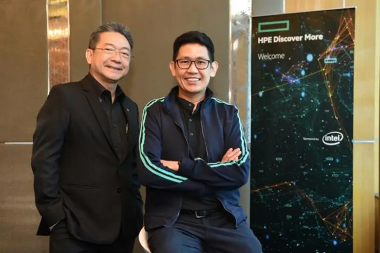 (ซ้าย) รศ.ดร. ชิต เหล่าวัฒนา ผู้เชี่ยวชาญ...