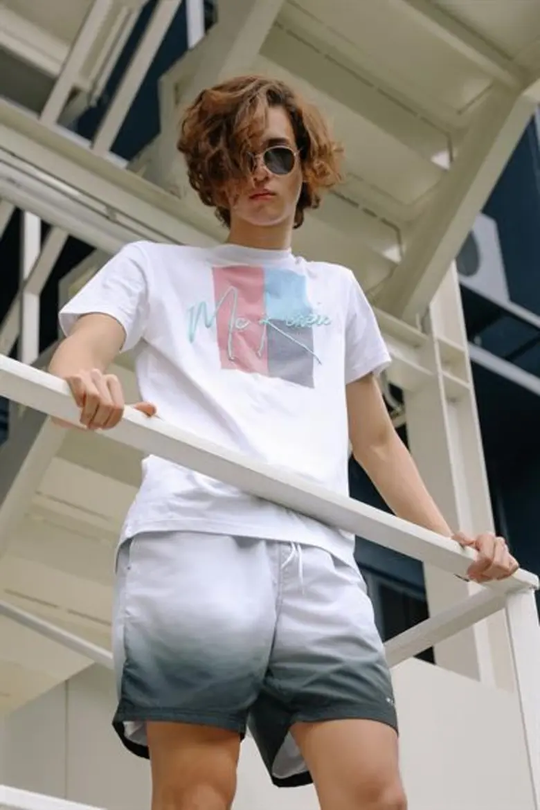 เพราะเสื้อผ้าที่โดดเด่นและสอดรับกับไลฟ์สไ...