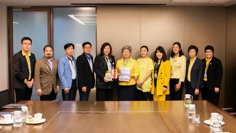 นางสาวรื่นวดี สุวรรณมงคล เลขาธิการ สำนักง...