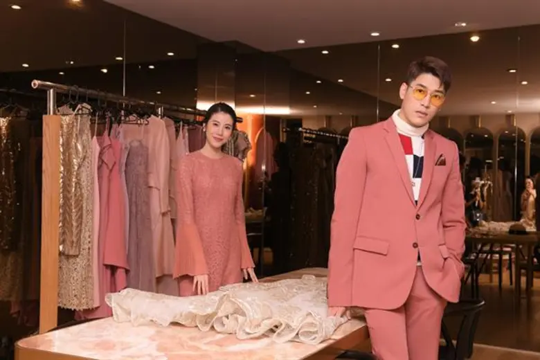 สวยหล่ออย่างมีระดับ “เอสเธอร์ – เคน” ร่วมยินดีโชว์รูมใหม่ Bchu Runway สยามสแควร์ ซอย 3