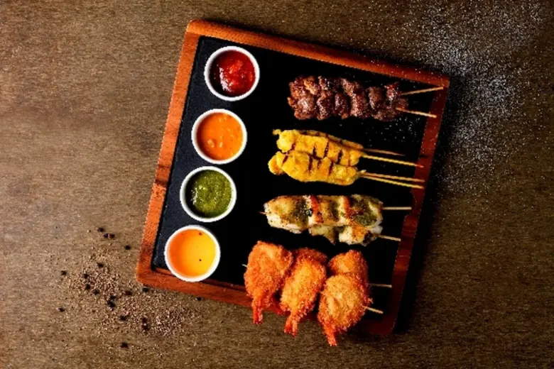 สตูดิโอ บาร์ ชั้น 1 โรงแรมปทุมวัน ปริ๊นเซ...